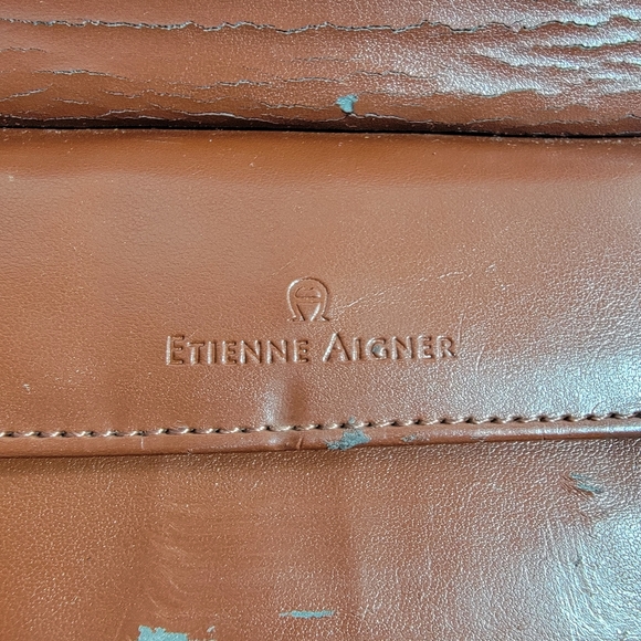 Etienne Aigner Vintage Leather Wallet - Picture 11 of 16